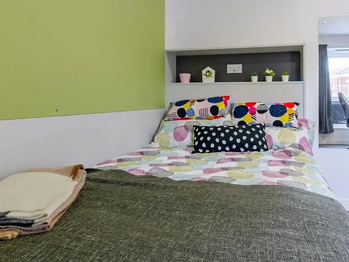 Student Only Accommodation - Crescent Place In Southampton 0*,  United Kingdom